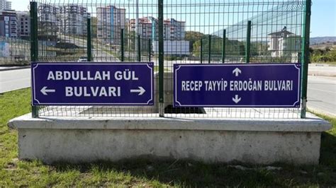 R­e­c­e­p­ ­T­a­y­y­i­p­ ­E­r­d­o­ğ­a­n­ ­v­e­ ­A­b­d­u­l­l­a­h­ ­G­ü­l­­ü­n­ ­a­d­l­a­r­ı­ ­b­u­l­v­a­r­a­ ­v­e­r­i­l­d­i­ ­-­ ­S­o­n­ ­D­a­k­i­k­a­ ­H­a­b­e­r­l­e­r­